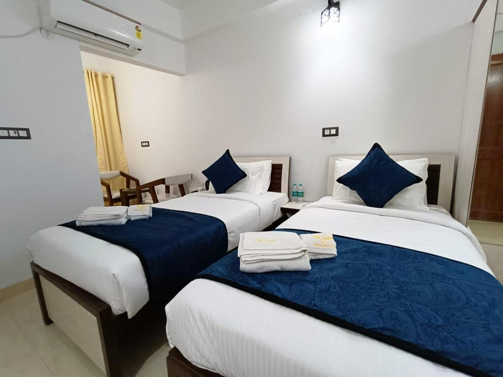 Hotel Aman Residency Allāhābād Junction 外观 照片