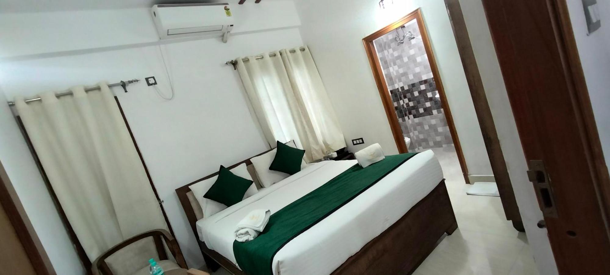 Hotel Aman Residency Allāhābād Junction 外观 照片